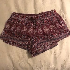 American eagle flowy shorts